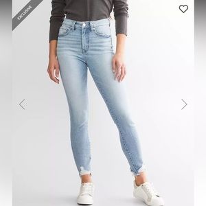 Women’s Buckle black skinny jeans size 25